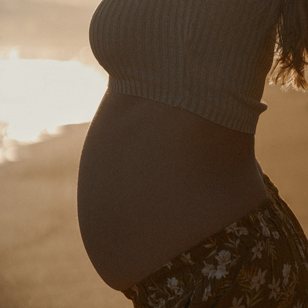 The Pregnancy Bump Oil ( Nude Rituals)