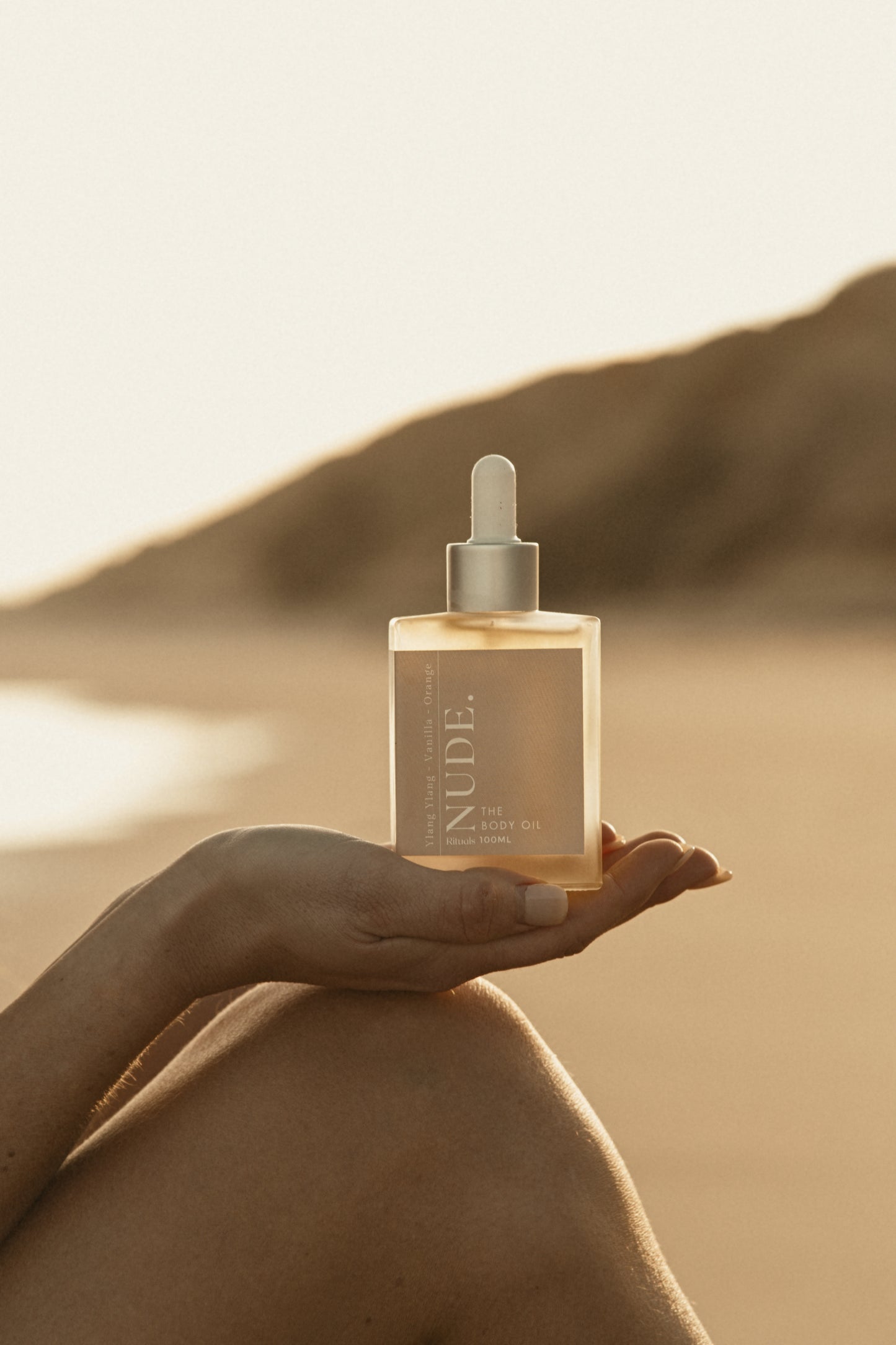 The Body Oil ( Nude Rituals )